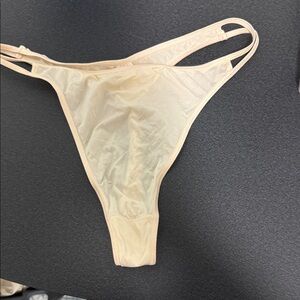 Hillard & Hanson Sheer Beige Thong 90’s